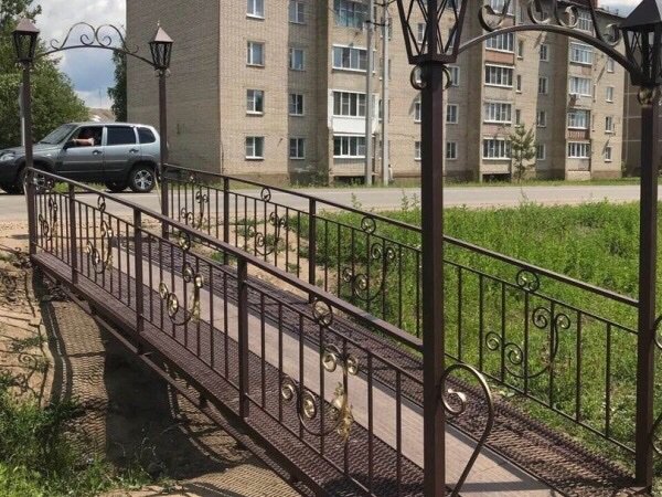 Жители Приволжска благодарят депутата-единоросса за пешеходный мост ivanovo.er.ru/news/2019/6/18…… #ПартияРаботает #ИтогиЛета #ЭтоВажнее #МнеЕстьДело #ИвановскаяОбласть #Приволжск #июнь2019 #ЕР37