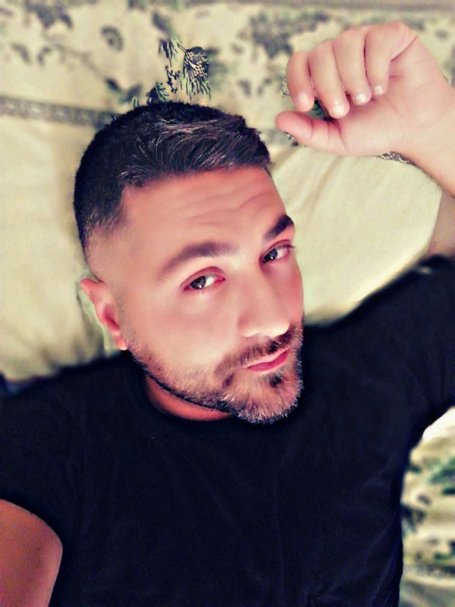 bebboamoroso's tweet photo. #Buongiorno #PopolodiTwitter ✨ #dilf #dilfsontwitter #tantoperscherzare #senzafaresulserio😜😂 https://t.co/mHPWRJ3KsM