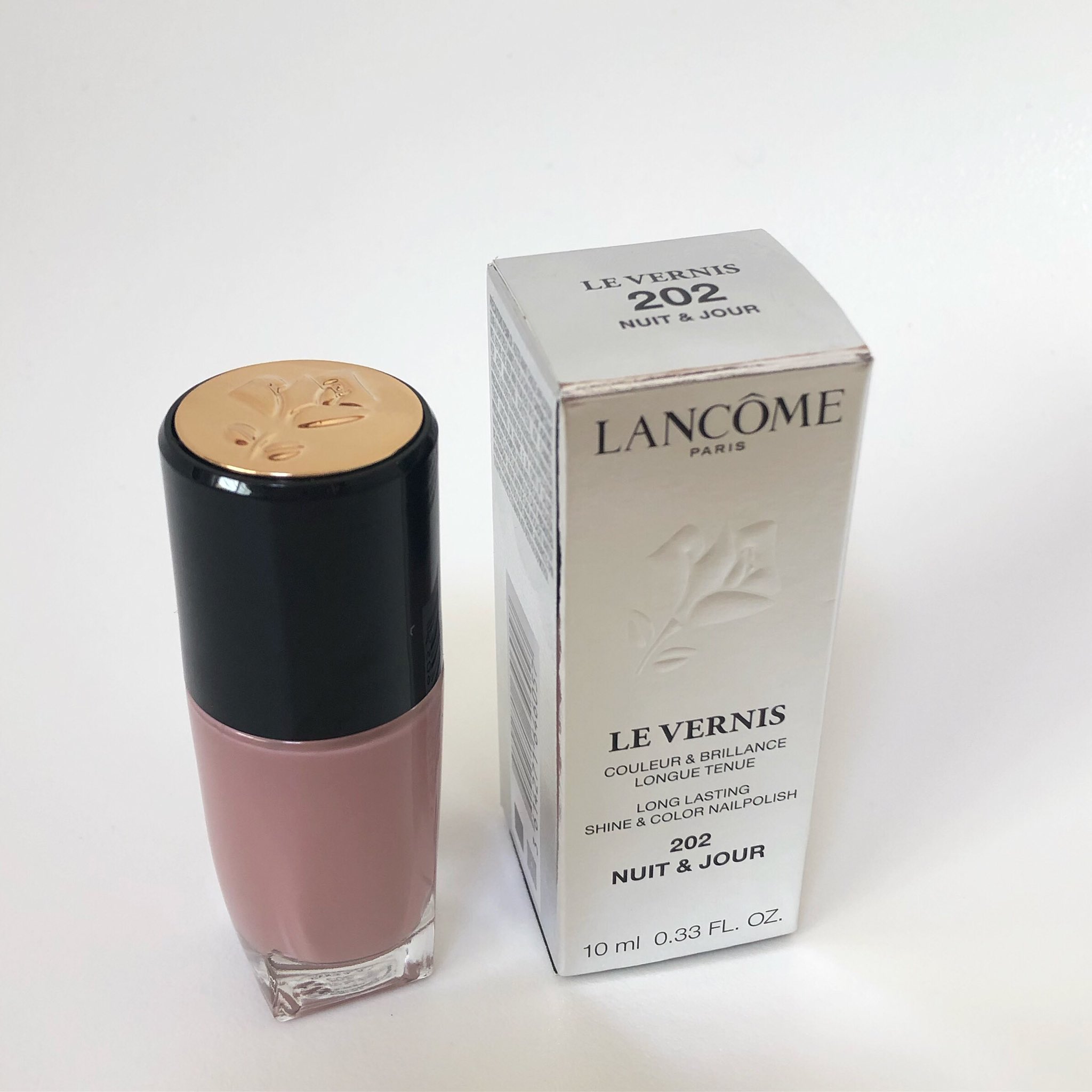 ミツコ A Twitter 先日ランコムで店員さんの爪がすーっごい可愛いピンクベージュだったので思わずどこのやつ使ってるのか聞いたら ランコムの2と言われた 喉から手が出るほど欲しかったけど今月新作コスメ買ったので泣く泣く我慢したことをツイートしたらなんと読者