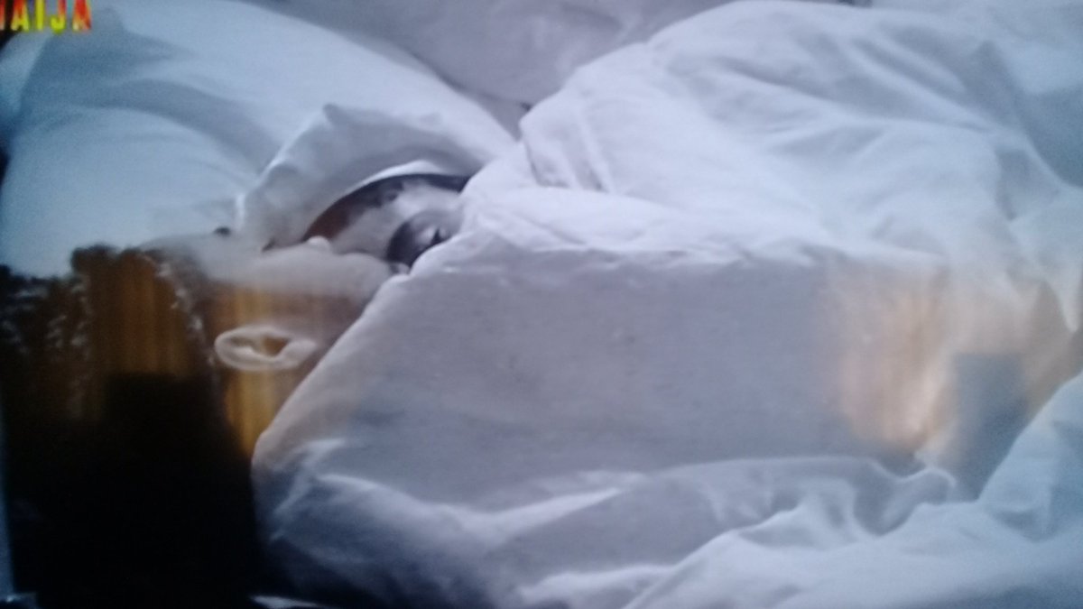 Africanchilld's tweet image. For those of you who slept early, YES they pushed thier beds back together!!!! #bbnaija #TeamMercy #Mercified #NoMercyNoPepper #Ikegang