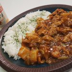 普通のと比べて旨味やコクが増す!？「無水ビールカレー」の作り方!