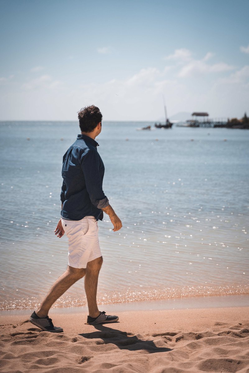 AlexandreRoth's tweet image. As-tu déjà remis en cause une partie de ton éducation ?
Ce que tu as appris à travers la famille, l'école, les médias...

Car ces pensées sont parfois des boulets que tu traînes et qui t'empêchent d'avancer vers tes rêves.