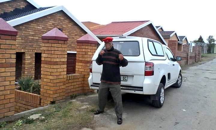 _MaliAndi_'s tweet image. Double blow for the boxing fraternity in South Africa as former pro boxer Reuben Matewu has also passed away. The orthodox pugilist hanged his gloves in 1980 but acted as adviser to a number of active boxers and a social commentator.
#RIPKidZion
@TimesBoxing