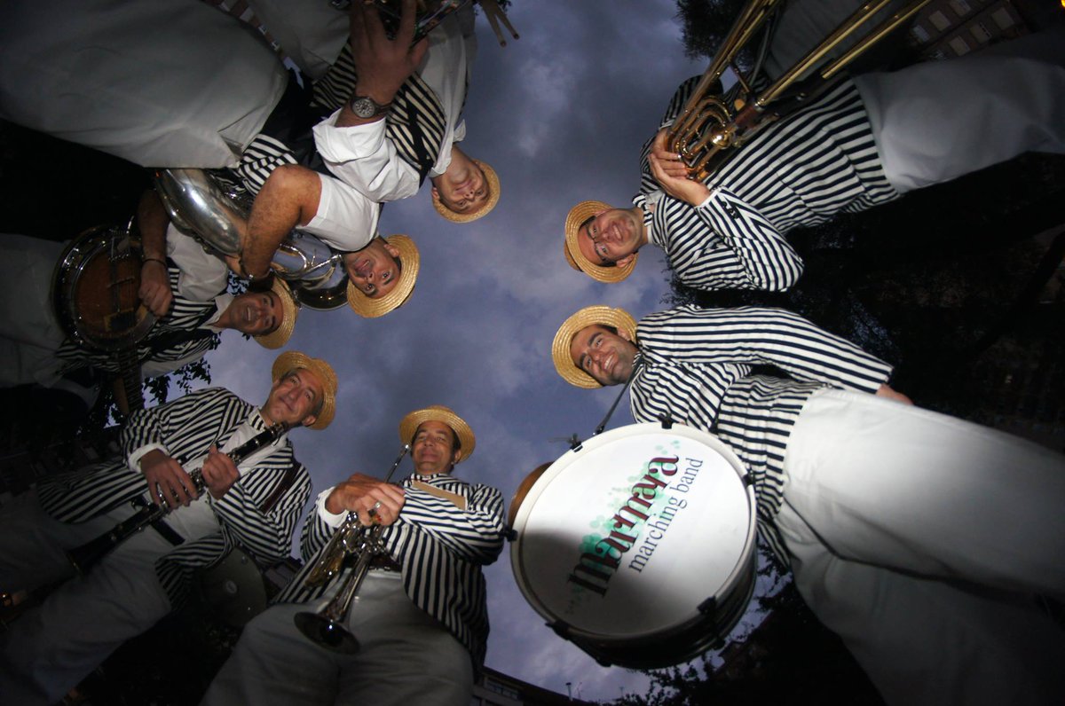 Y el sábado 7 de setiembre Marmara Musik a las 9 de la noche DONOSTIA BASQUE BEER FEST .
Ez ahaztu larunbatan Marmara Musik Talde
