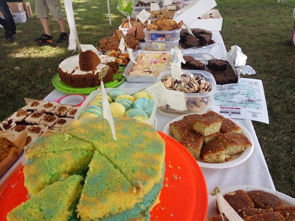 📝 Check list #Eridge10Challenge

1️⃣ ⏰ 10:30am start✅ 

2️⃣ A delightful (and challenging😅) course ✅ 

3️⃣ Beer (and water 😅)🍺 ✅ 

4️⃣ Amazing cakes 🍰 ✅

5️⃣ Volunteers ✅

6️⃣ Runners ?🤔

* Entries on the day will cost £25 but online entries are open up till Saturday night