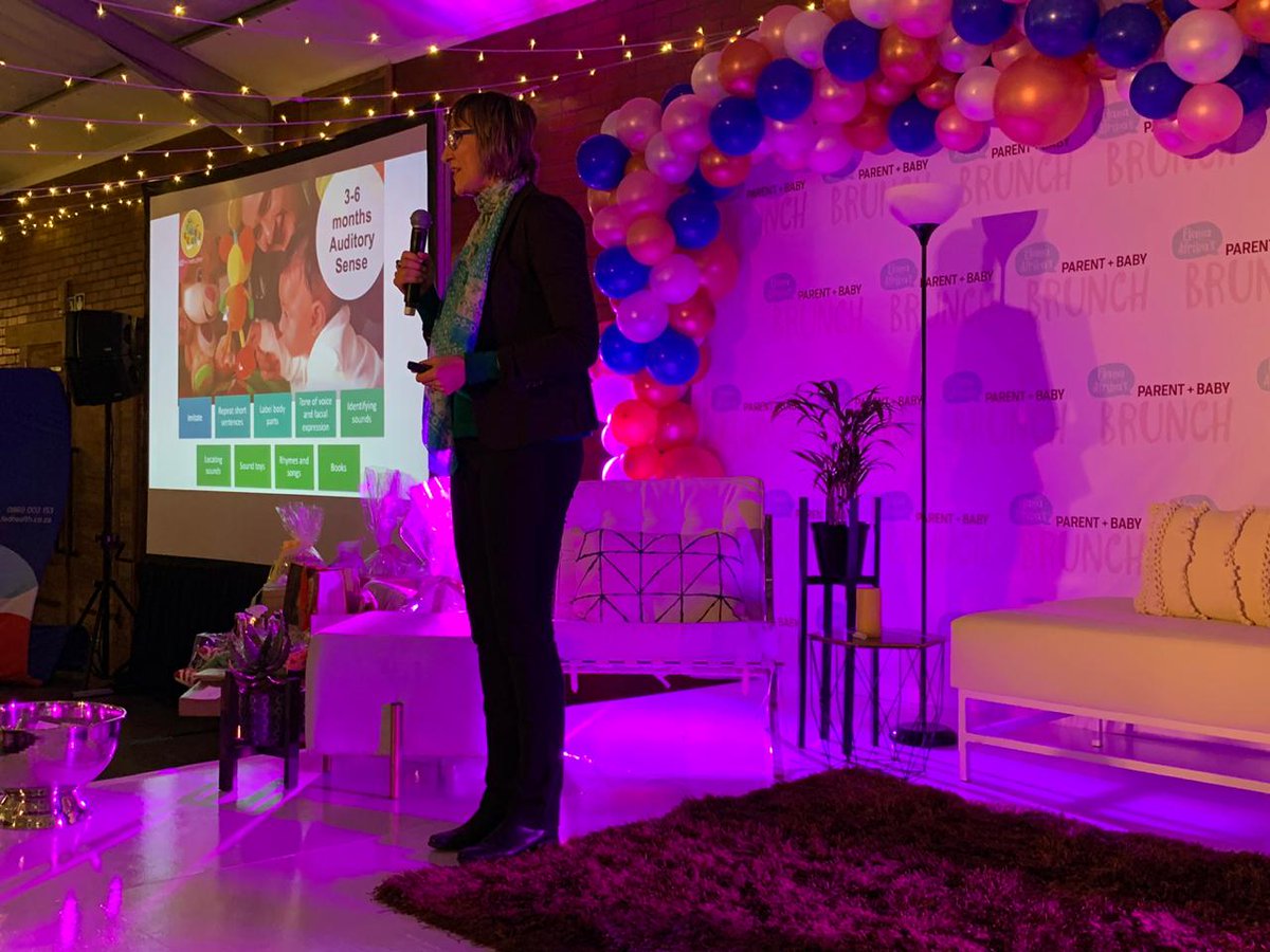 jacarandafm's tweet photo. Movement Sense for 3-6 month old's | Carrying, tilting, dancing and bouncing helps baby with awareness and balance. #BabyBrunch #ClamberClub @FedhealthMed @BabyBrunchSA https://t.co/miFc6TeeNP