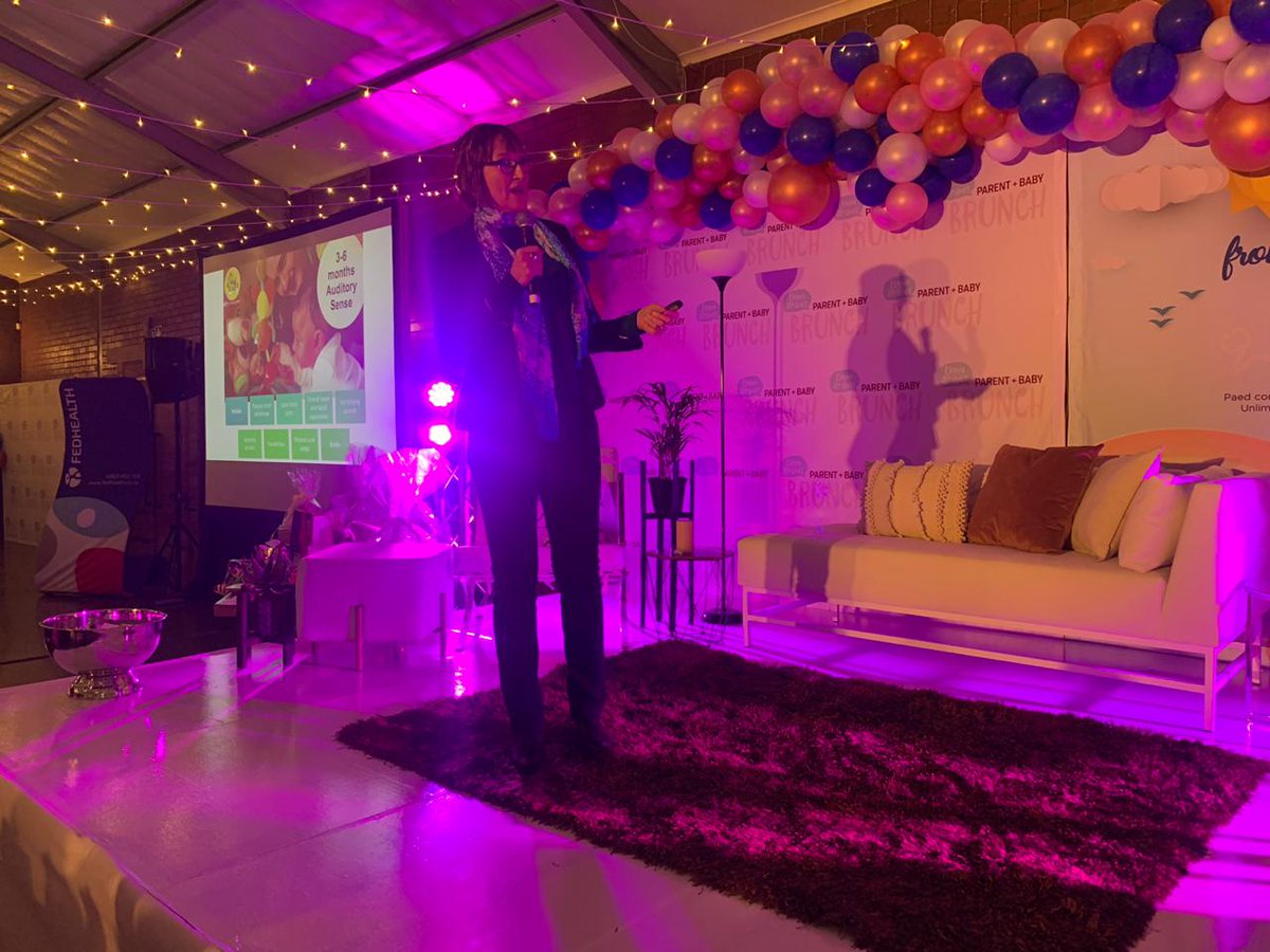 jacarandafm's tweet photo. 6-9 months | Use different textures for babies to explore their sense of touch. Give baby something to grasp, shake and bang. #BabyBrunch #ClamberClub @FedhealthMed @BabyBrunchSA https://t.co/10ZsS7Sz4t
