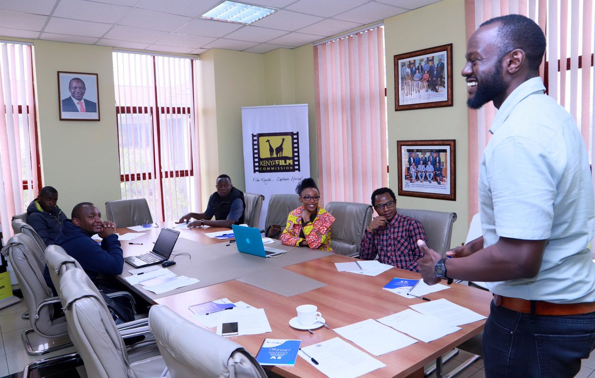 kenyafilmcomm's tweet image. This morning we&apos;re delighted &amp;amp; honoured to host Mr Fidel Namisi - an award winning writer, screenwriter, novelist &amp;amp; film producer as he shares his knowledge, skill &amp;amp; experience with the shortlisted nominees of the just concluded  National Scriptwriting Competition #BestScriptKE