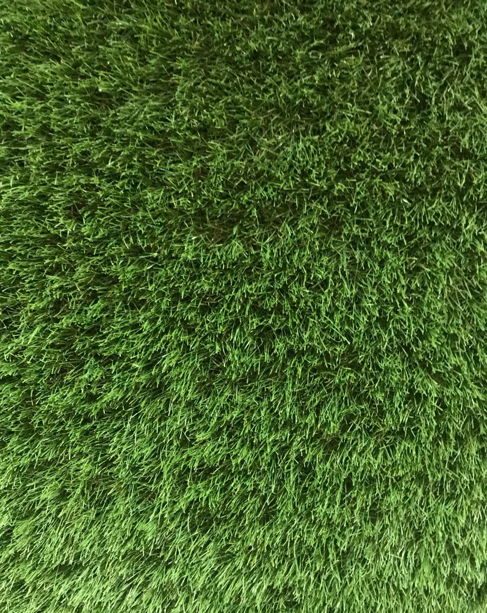vsltduk's tweet photo. Verdigris - This amazing natural looking #ArtificialGrass has super fine texture and touch. Open texture and dense with multi-tones pile. 

☁️£19 per m2

☎️01482 580055 

#artificial #outdoorliving #paving #outdoorpaving #patio #gardendesign #hull https://t.co/UzTXPXheK4