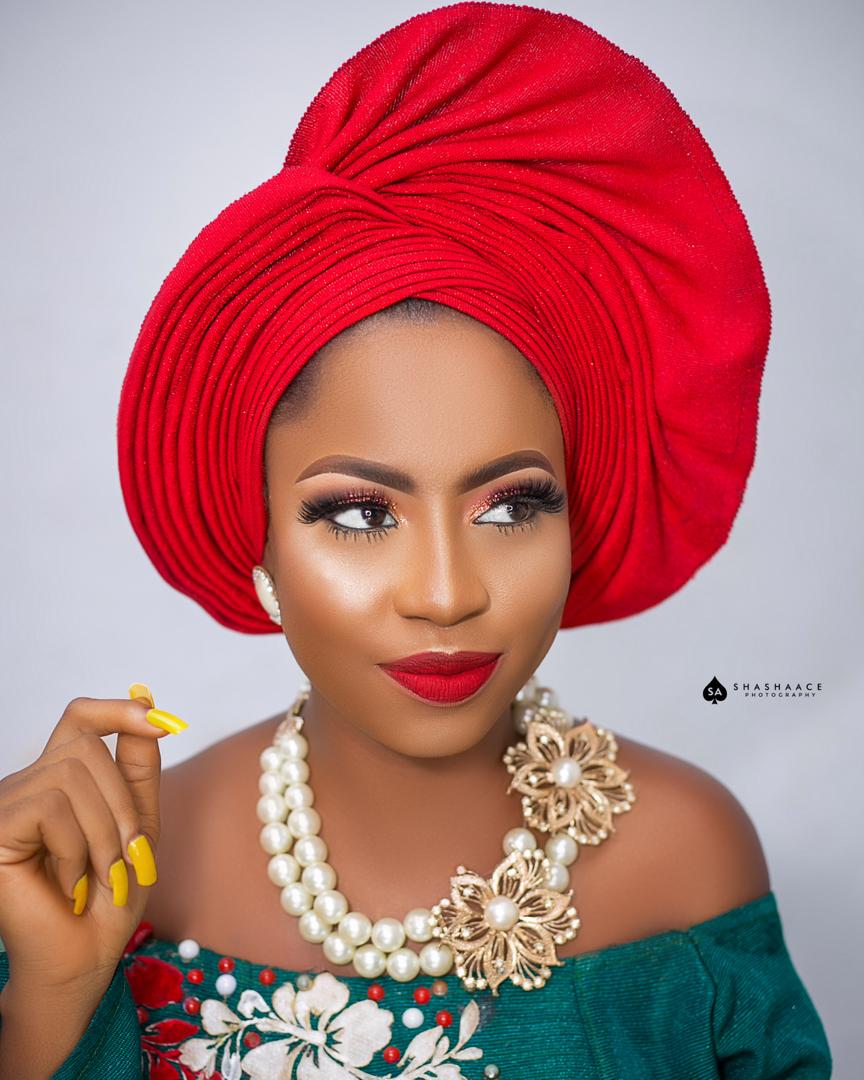 iamhephta's tweet photo. #Machidalooks is practically one of d best MUAs in Nigeria https://t.co/P5g7UPUvy4