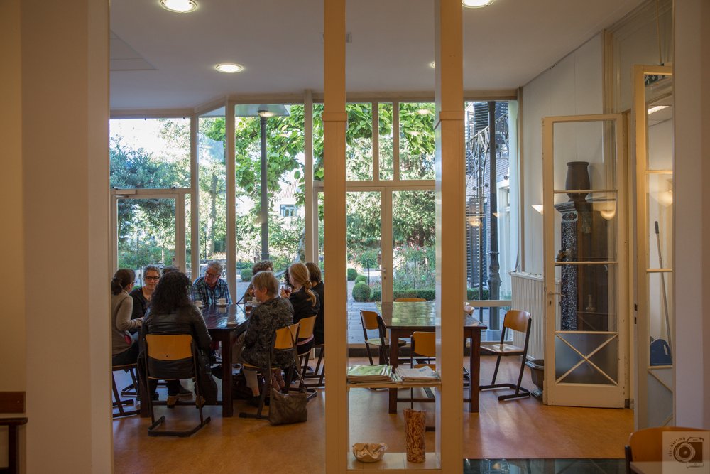 Over iets minder dan een uur start de Open Dag! Kom langs en laat je niveau bepalen, maak kennis met de docenten en neem een kijkje bij de creatieve cursussen. Wij zorgen voor de koffie! #opendag #volksuniversiteit #cursussen