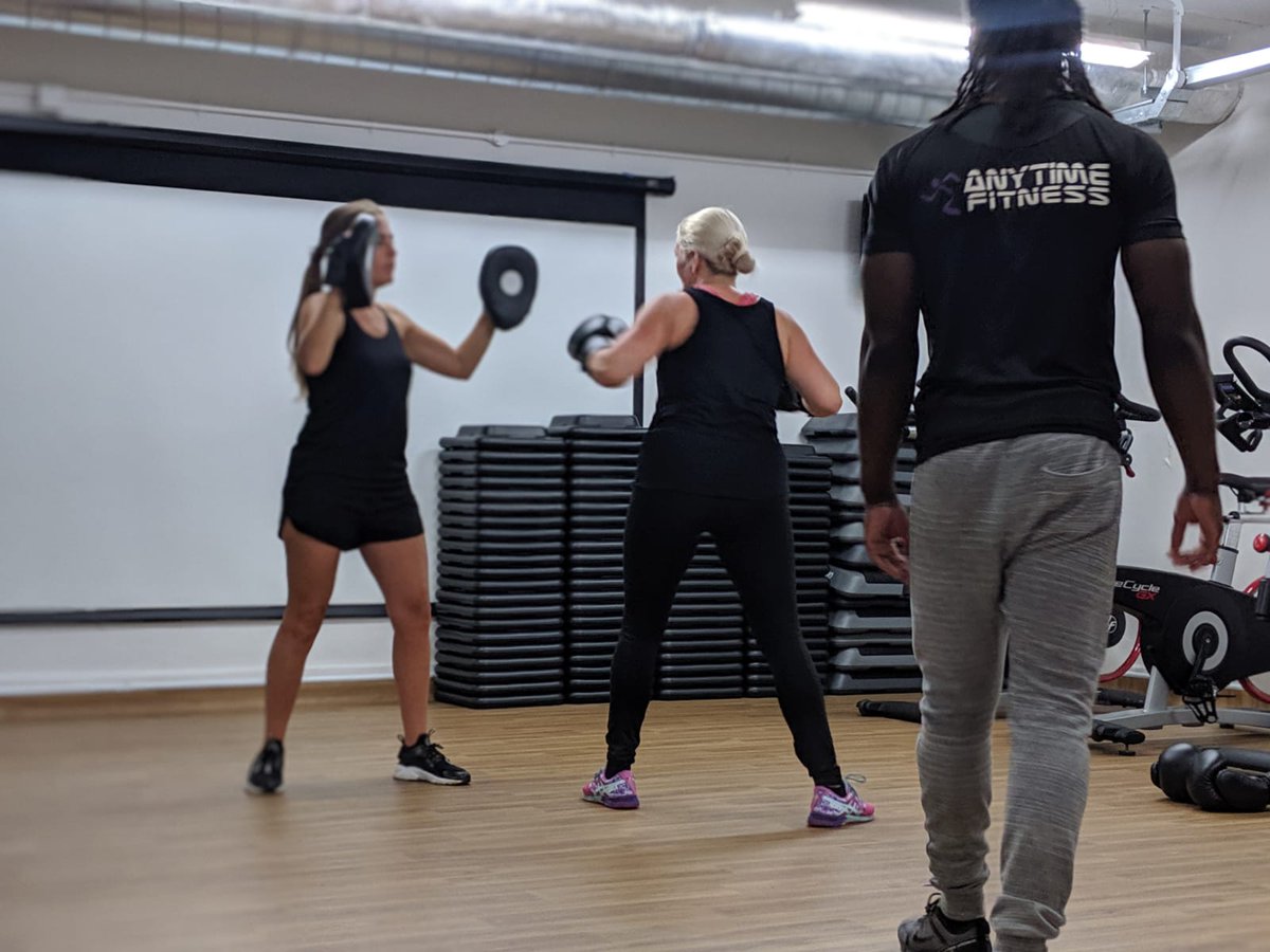 ATF_chadHeath's tweet image. If there is someone you don&apos;t want to be on the receiving end of a right hook from it&apos;s our Jo!!! Shane&apos;s pretty handy too - follow him here: @believfitness ;)! Been to Shane&apos;s boxing class?! Let everyone know how awesome it is below!!   💪