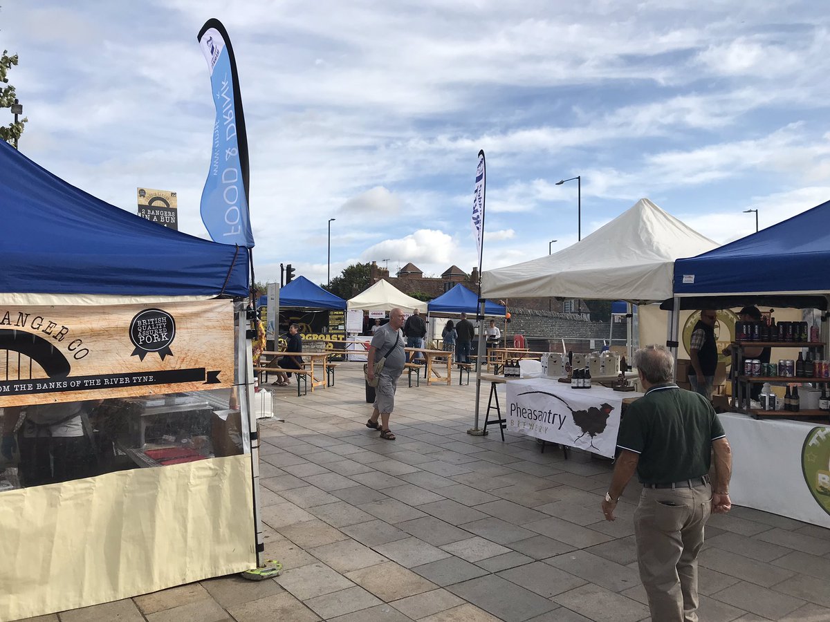 Day two - here we go!! 👏
🏆 National Final 🏆
NMTF’s Young Traders Market 
65 of the nation’s finest 🇬🇧
Waterside, Stratford-upon-Avon
Open til’ 5pm - Awards at 4pm 🏅
<a href="/BBCTheOneShow/">BBC The One Show</a> is here!
#YoungTraders