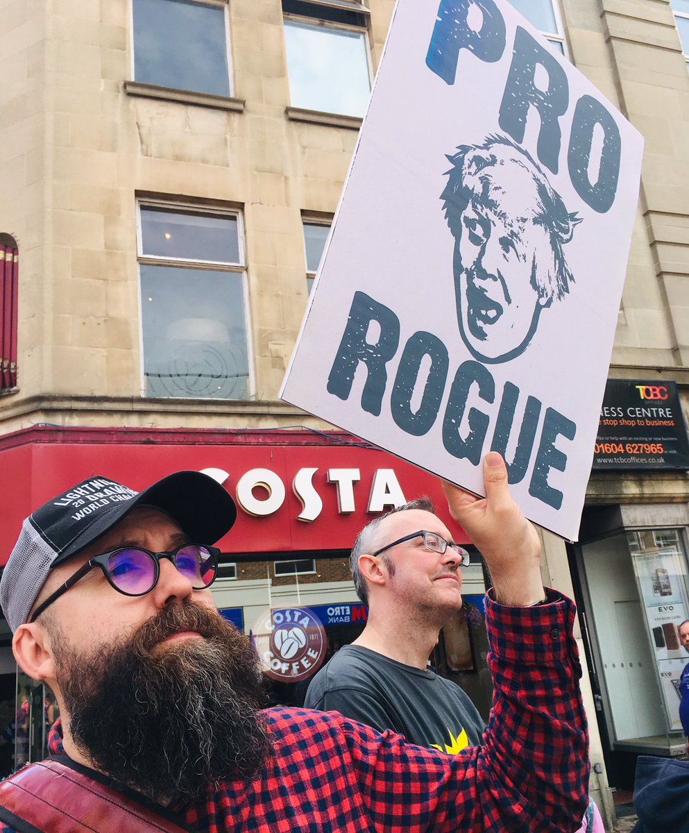 singeviolette's tweet image. #DefendDemocracy #StopTheCoup #CoupDeTwat #ProRogue