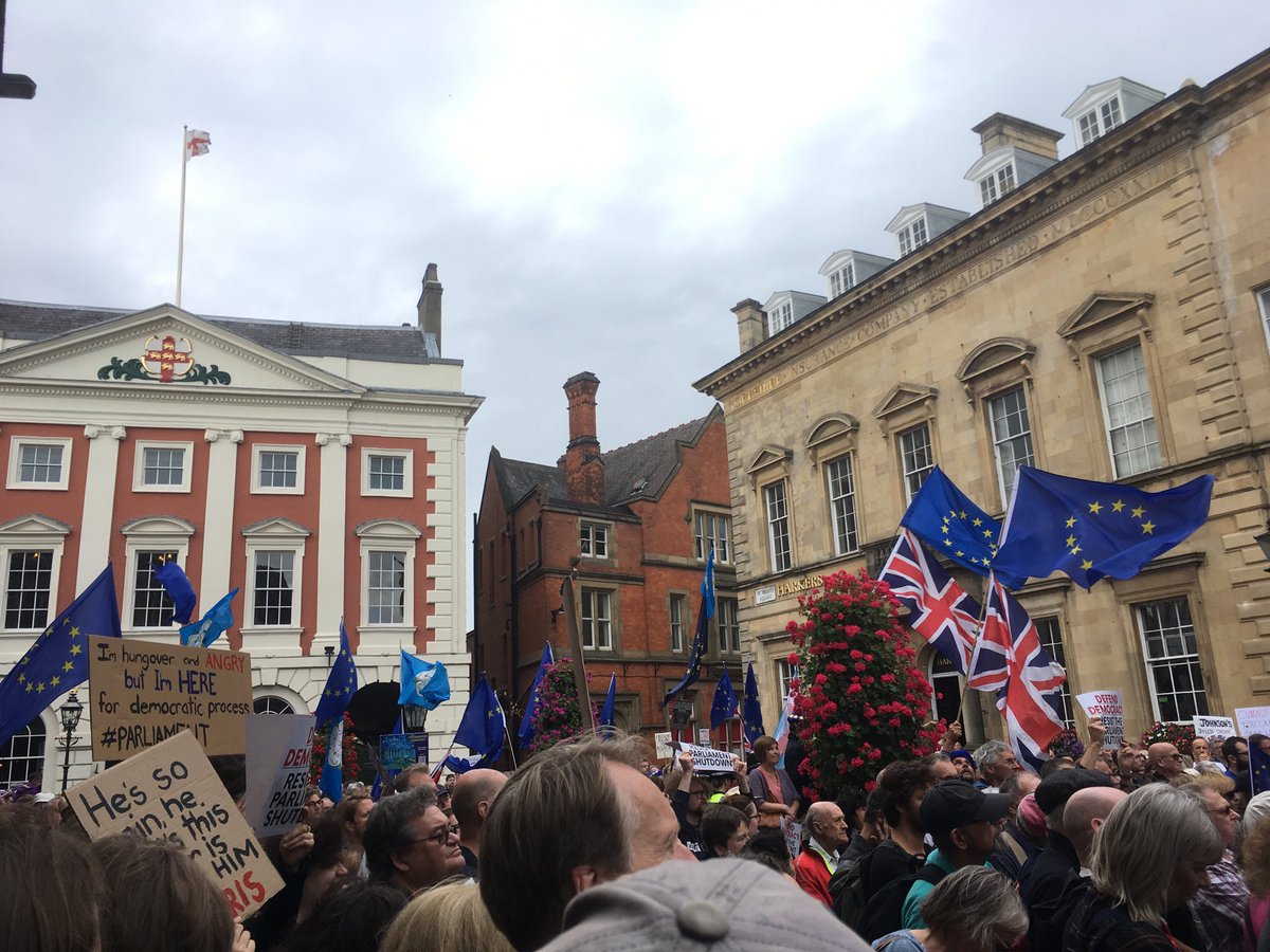 Rosina Robson tweet media