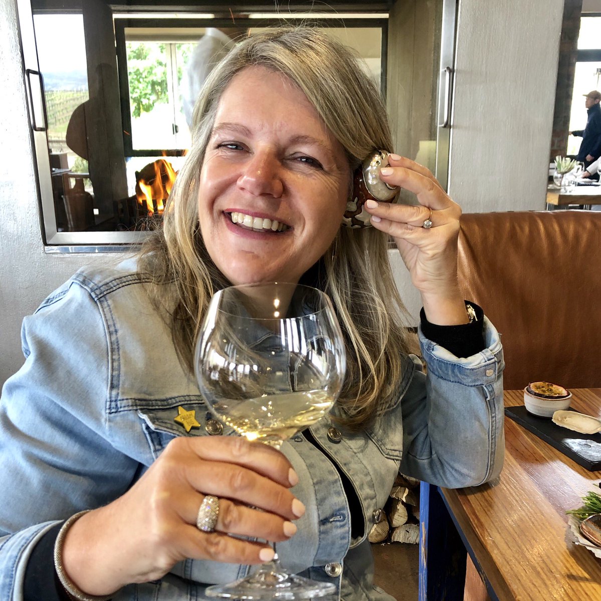 Loving my new shell phone. Nature has caught up and I appreciate the clear ocean sounds! #tourismmonth #❤️CapeWhaleCoast