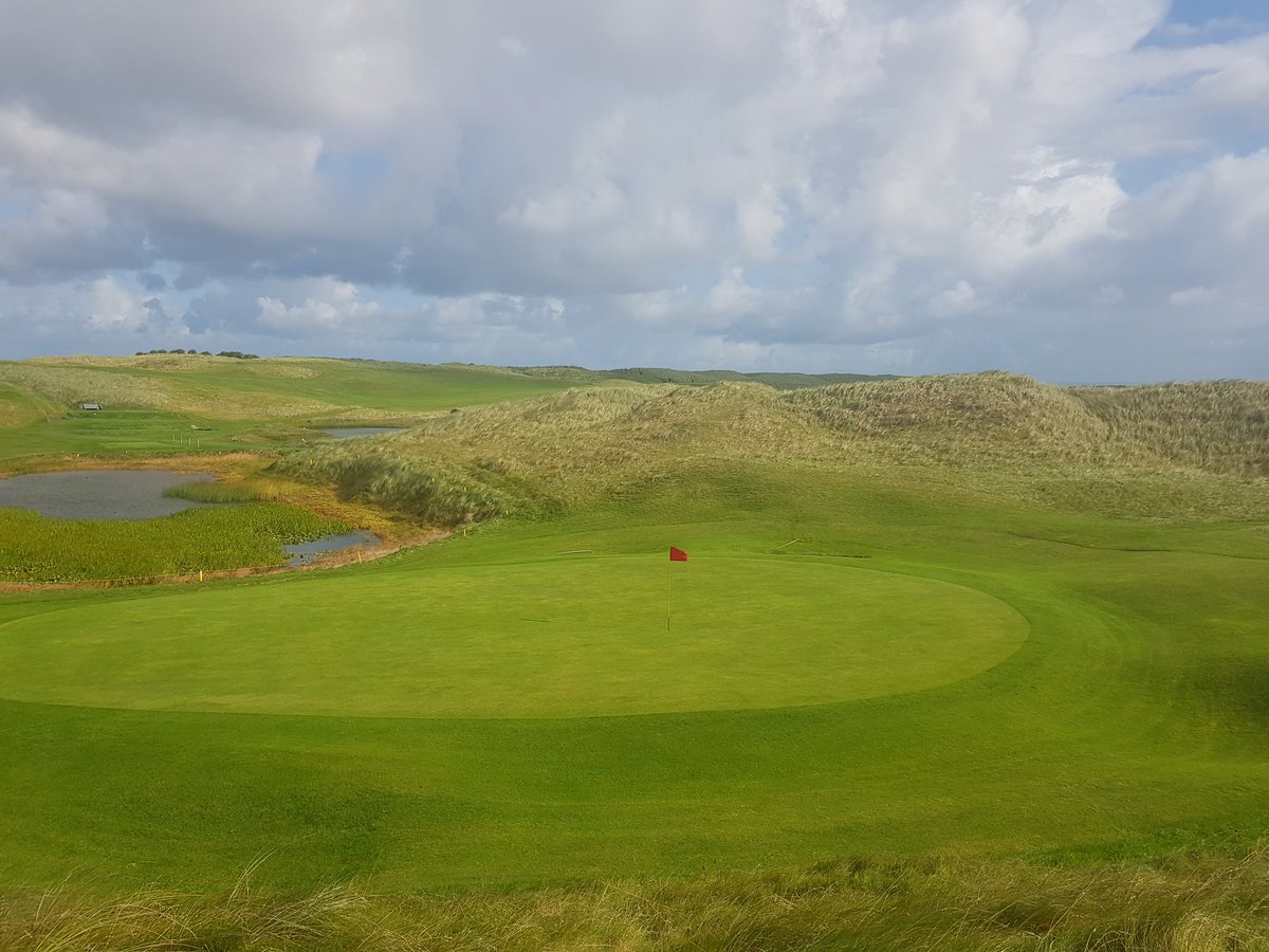 DrDoodyp's tweet photo. All looking well in Castlegregory GC this morning for our societies invitation day. @CastlegregoryGK #societiesday #adamsoftralee https://t.co/AuuScby3Jt