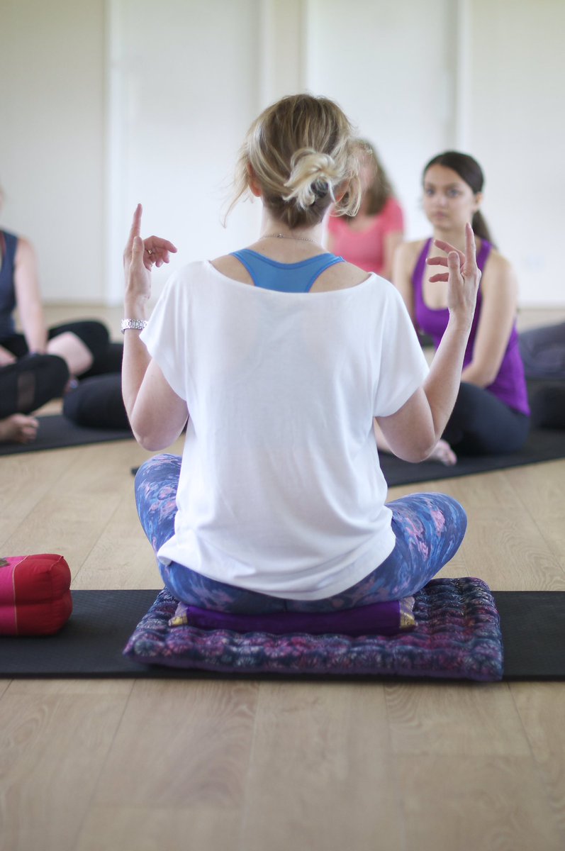 SamMantra tweet media