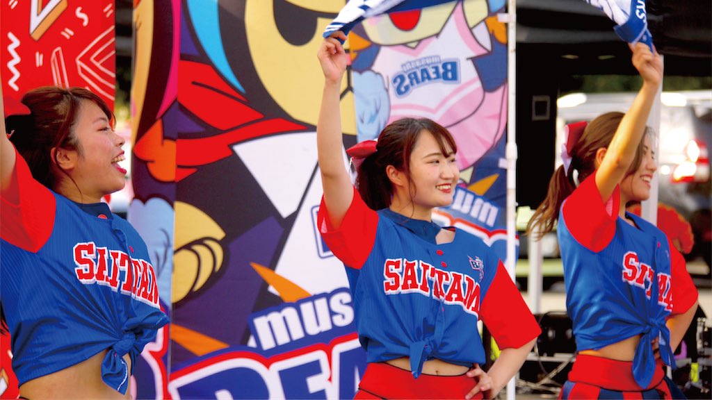 tabeyoCAR's tweet photo. 特設ステージには、
 #埼玉武蔵ヒートベアーズ 公認チアチーム  #HoneyBees が登場💃✨

タオルを使ったパフォーマンスで会場を巻き込み盛り上げてくださいました💕

#キッチンカー https://t.co/7MQmkTVDsW