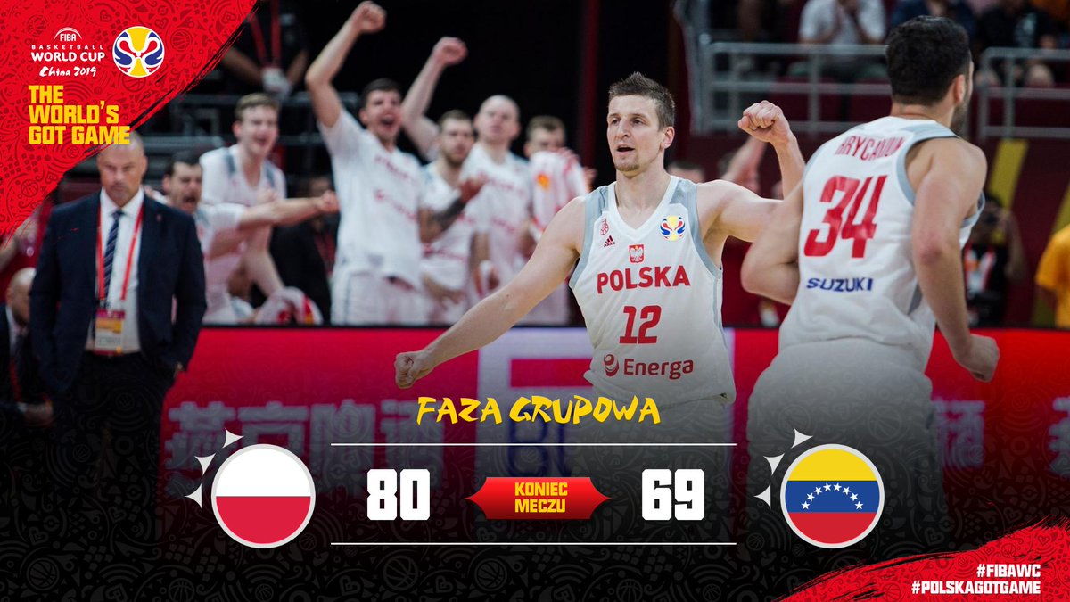 KoszKadra's tweet photo. Koniec! Mamy to! Pierwsze zwycięstwo na @FIBAWC po 52 latach przerwy! 🏀🇵🇱👏

#DawajPolska #FIBAWC @EnergaSA #Suzuki #Lubelskie 

fot. Andrzej Romański https://t.co/qYR8Go60Dy