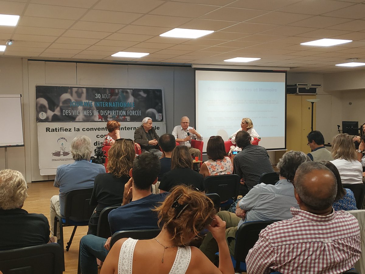 LauTapiaM's tweet photo. Journée Internationale des victimes de disparitions forcées, organisé par #FEMED et #AmnestyInternationalFrance. Avec des experts Emmanuel Decaux, @g_garrigos, Gilles Manceron et Miguel Benasayag. Sur la #mémoire des disparus qui ont un nom et une histoire à ne jamais oublier. https://t.co/J39RasPxki