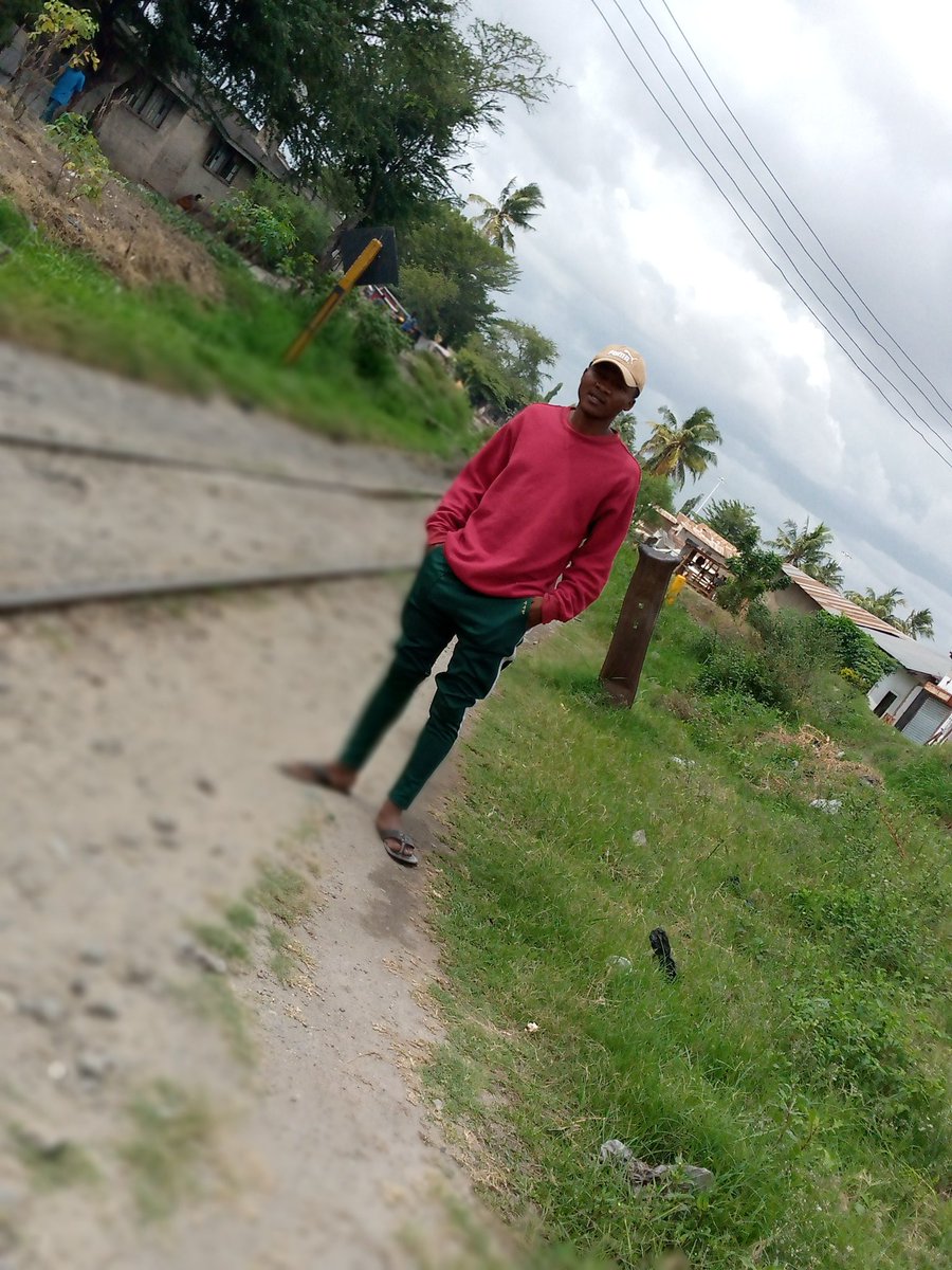 Talkless_much's tweet image. #pichazasimu 
shot by #infinixSmart3plus
location Kitaa