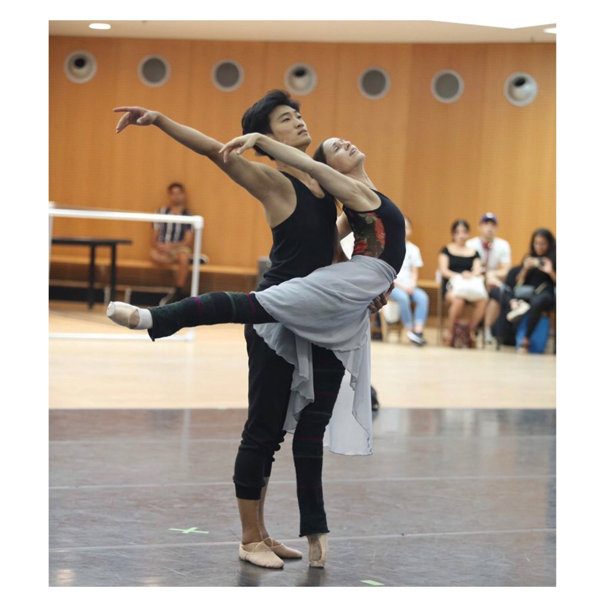 Kimin Kim 🙏🏻✨🙌🏻 all my admiration for this super star 
Tonight I will be sharing the <a href="/Liceu_cat/">Gran Teatre del Liceu</a> stage for the <a href="/IBStage_BCN/">Ibstage</a> galas with him dancing Giselle act 2 and Le Corsaire ✨  #marianelanunez #kiminkim #ilovemyballerinalife