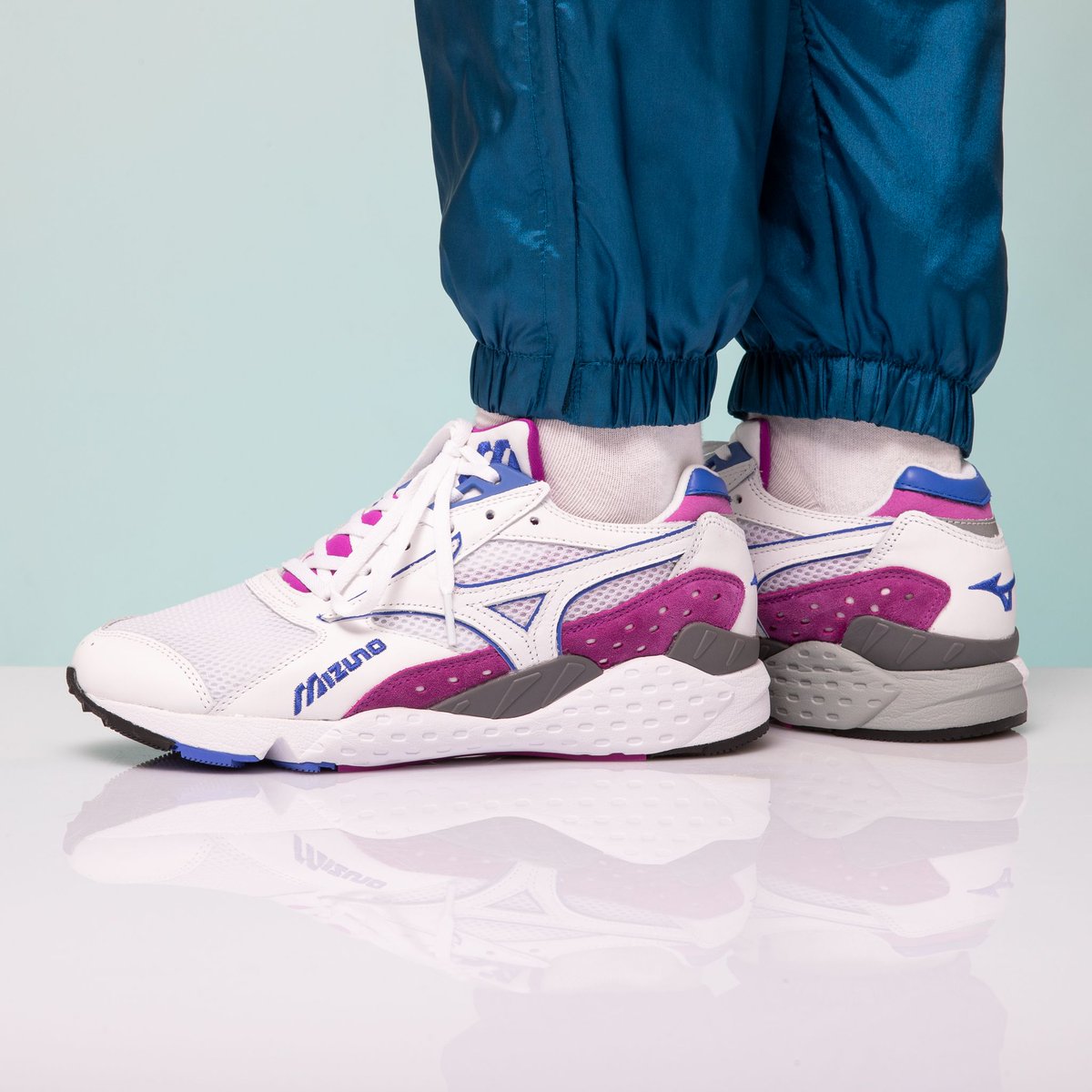 mizuno mondo control og