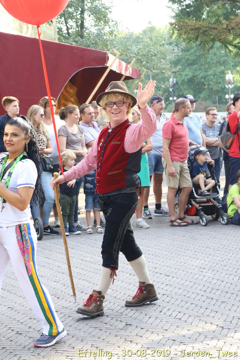 jeroen_twee's tweet photo. Bonte Stoet. #Efteling #9pf #npf19 https://t.co/ojt0y4BpG4