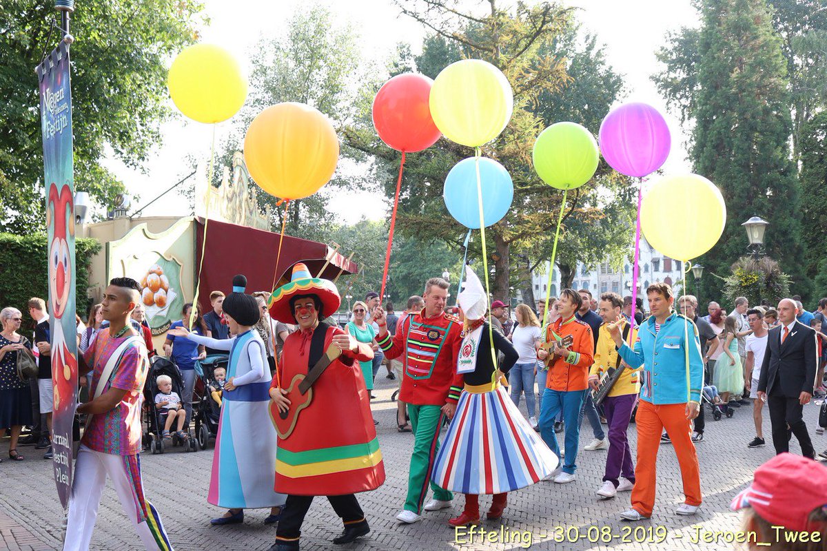 jeroen_twee's tweet photo. Bonte Stoet. #Efteling #9pf #npf19 https://t.co/ojt0y4BpG4