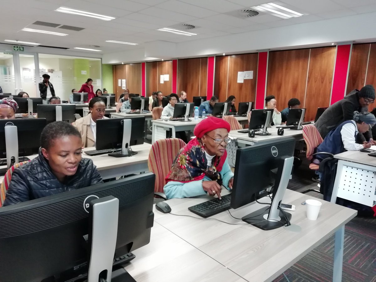 CodeUnite's tweet image. Learning &amp;lt;h4&amp;gt;Web development&amp;lt;/h4&amp;gt; #CodingBootcamp