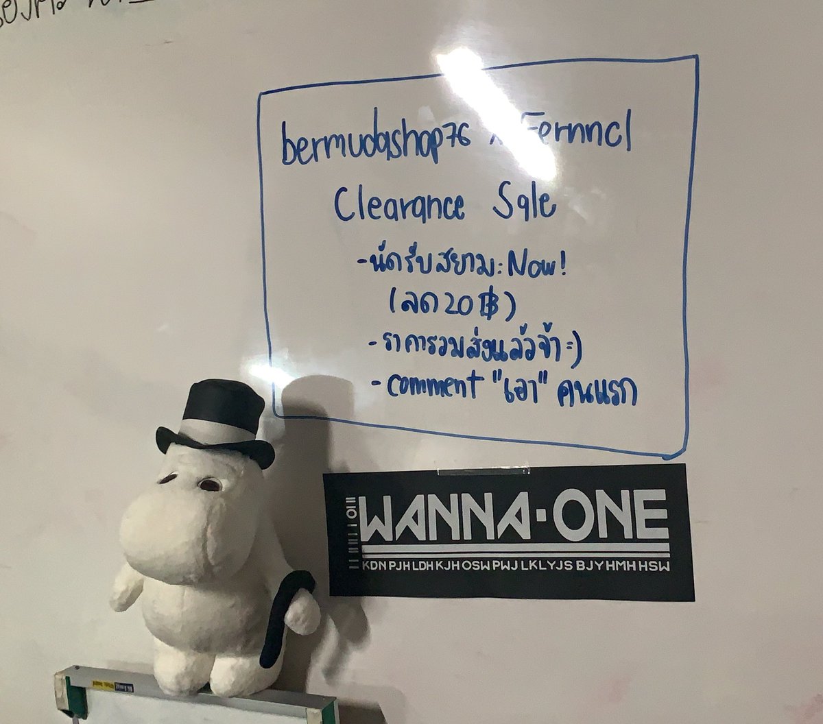 bermudashop76's tweet photo. Clearance sale!!!!!! ทุกรวมส่งไม่เกิน 150 บาท เดี๋ยวจะโพสของใต้เมนชั่นน่า ดูได้เลยค่า ปล.ถ้าอยู่สยามตอนนี้ทักมาได้เลย ลด20บาทจ้า #ตลาดนัดWANNAONE #ตลาดนัดEXO #ตลาดนัดnct #แผงลอยเลิฟ https://t.co/QZUqDGIpXV