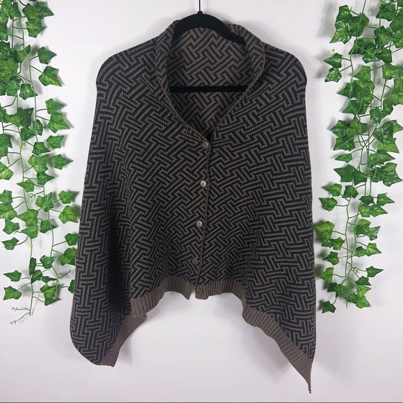 hutch2boudreau's tweet photo. So good I had to share! Check out all the items I'm loving on @Poshmarkapp #poshmark #fashion #style #shopmycloset #2chic #arianne #raedunn: https://t.co/5tAuTw3F0L https://t.co/Zjje0brJ3x