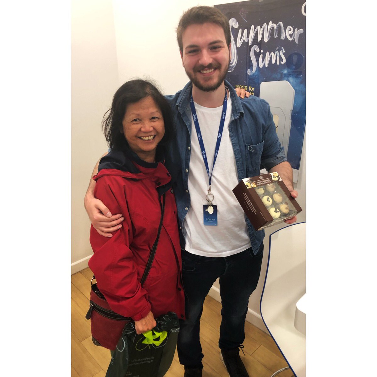 Lovely treat from a grateful customer for our fantastic Guru Connor!🧁📱 #morpeth #o2 #guru <a href="/SandersonArcade/">Sanderson Arcade</a> <a href="/O2/">O2</a>