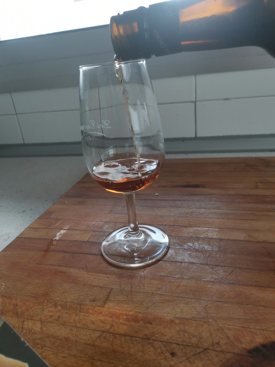 Sobretodovinos tweet media