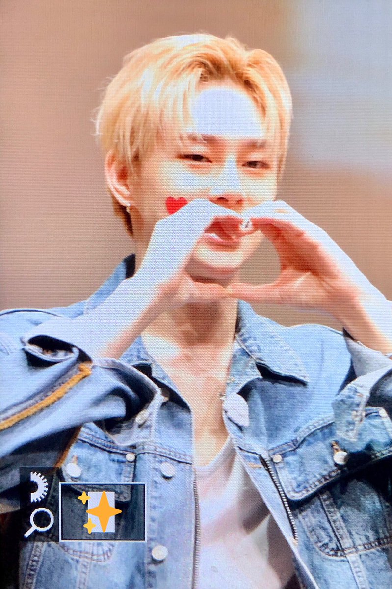 SHINEINBLACK_'s tweet photo. 190831 하뚜왕쟈님 #권현빈 #비니 #VIINI https://t.co/Za2zNsXWJq