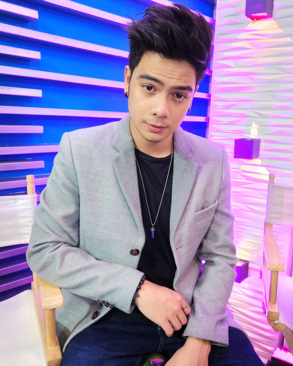 erisaragoza's tweet photo. Pare? 🤘 https://t.co/QSDKXV8VbD
