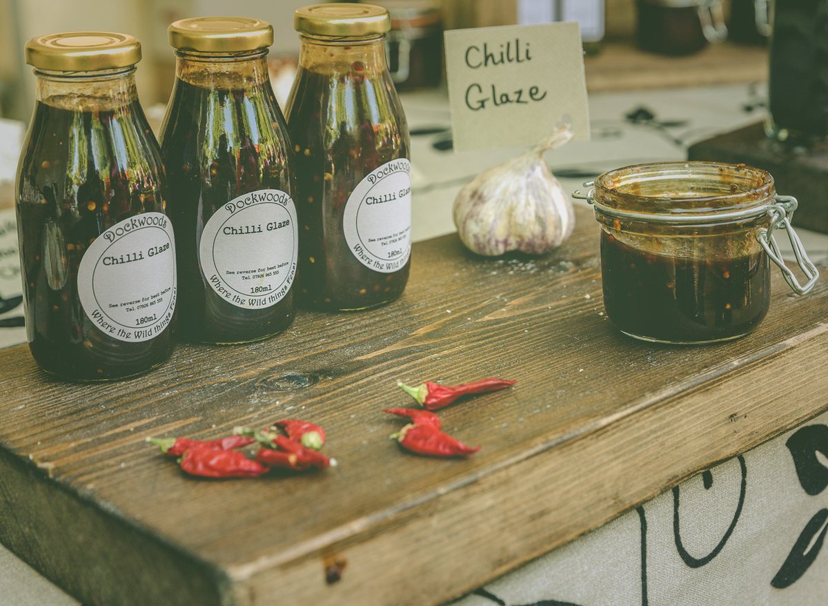 WaddesdonManor's tweet image. At Chilli Fest today? 

Browse over 50 traders selling everything and anything chilli-related, from cheese to cakes and oils to chutneys. Get ready for your tongue to sizzle! 

ow.ly/iAtA50vPrPX #Chilli19 #chillifestival
