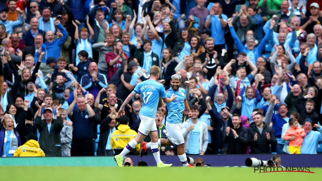 KevinDeBruyne's tweet photo. Perfect way to celebrate my 4 years in blue! https://t.co/8LOytxSsxc