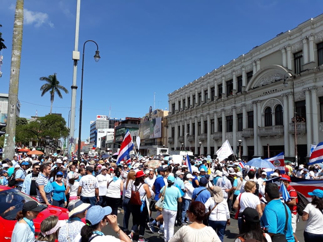 ContodoRespeto's tweet photo. Presente en 
👉La Marcha por la Vida

📍San José, Costa Rica
#firmaresmatar https://t.co/F0B4o9EQwR