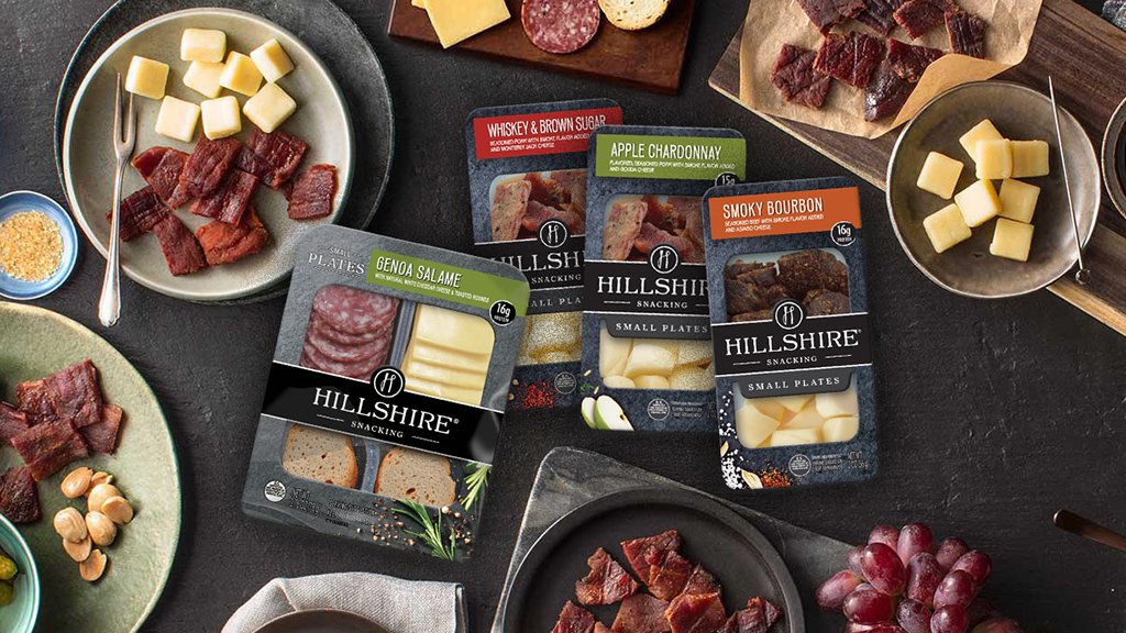 TysonFdsrvc's tweet photo. Help your customers celebrate Eat Outside Day with convenient snacks from the brand they love. Hillshire® Snacking Small Plates are the perfect complement to anyone’s favorite outside eating spot on a sunny day. #TysonFS #CStore #HillshireSnacking https://t.co/oRC8DhZl45 https://t.co/BwiuuMPgAb