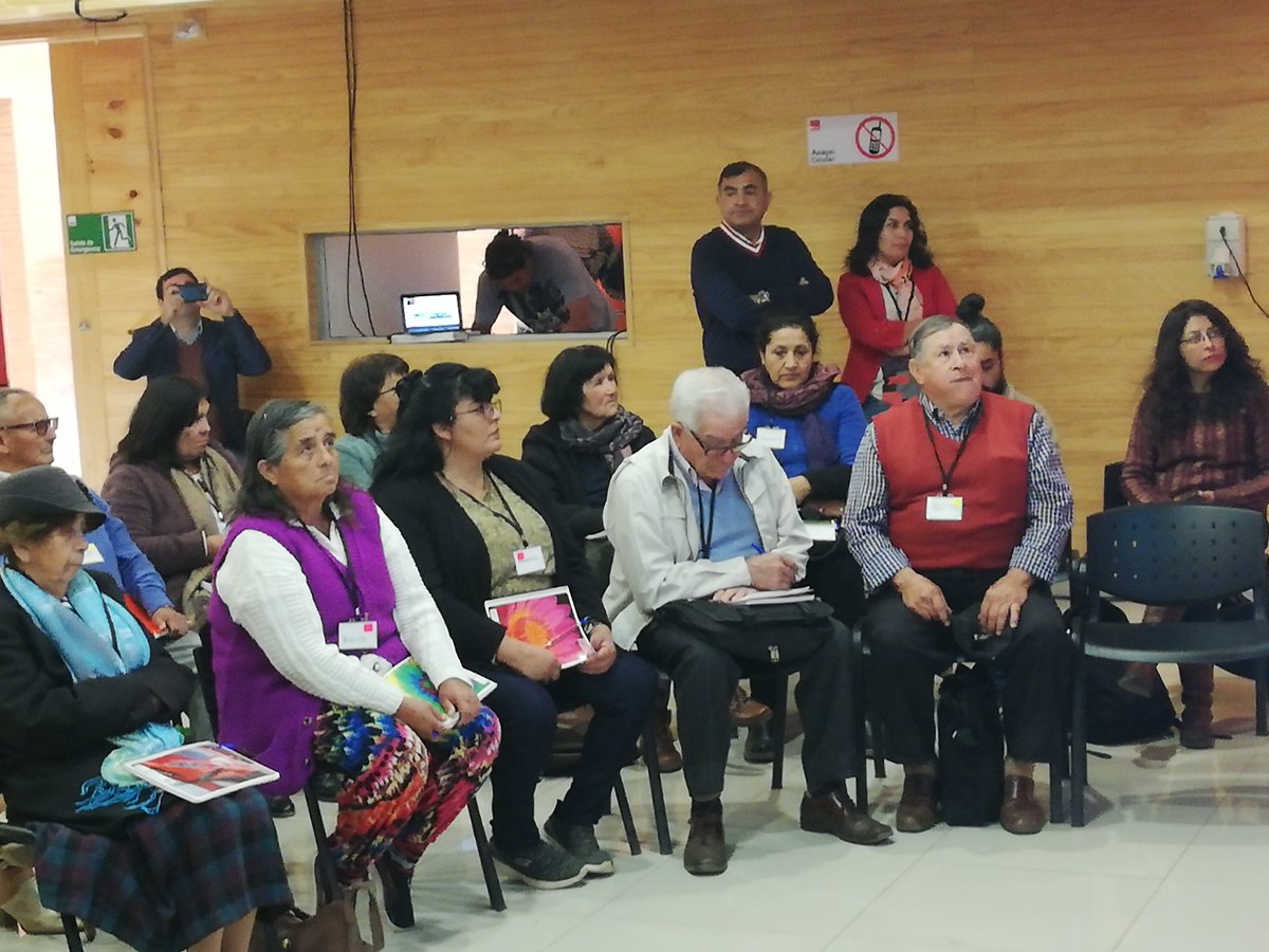 Araya7Carlos's tweet photo. Saludamos a la Escuela Segundo Nivel del Programa Ecológico de Psiquiatría Comunitaria,en donde participaron funcionarios del área de la salud de la provincia, con representantes de Ovalle, Monte Patria, Combarbalá y de nuestro querido #Punitaqui #JuntosConstruyendoFuturo https://t.co/HqJy1FLAK3