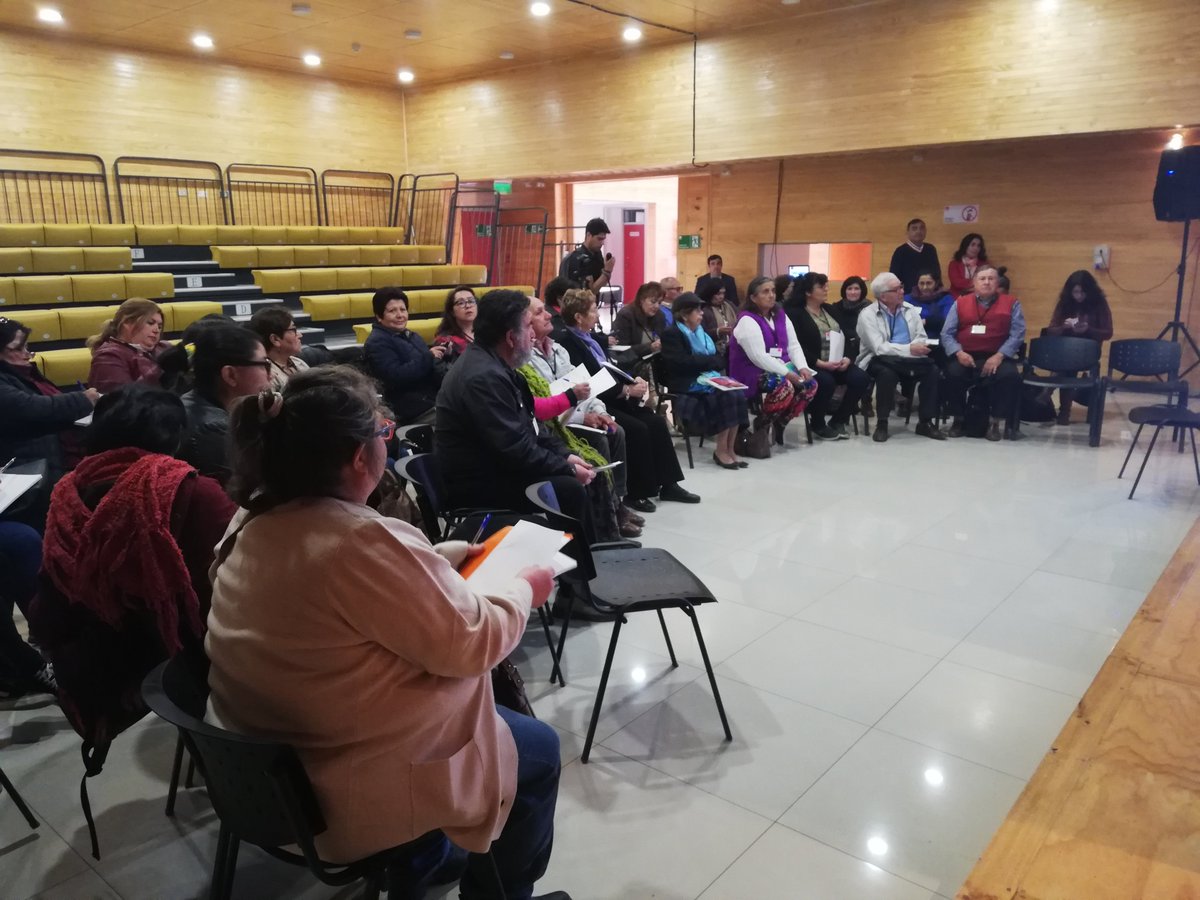 Araya7Carlos's tweet photo. Saludamos a la Escuela Segundo Nivel del Programa Ecológico de Psiquiatría Comunitaria,en donde participaron funcionarios del área de la salud de la provincia, con representantes de Ovalle, Monte Patria, Combarbalá y de nuestro querido #Punitaqui #JuntosConstruyendoFuturo https://t.co/HqJy1FLAK3