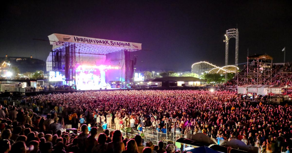 Bebe Rexha Tour Hersheypark Stadium Hershey Pa Tonight Doors Open 6 30pm Capacity 30 000 Happinessbeginshershey