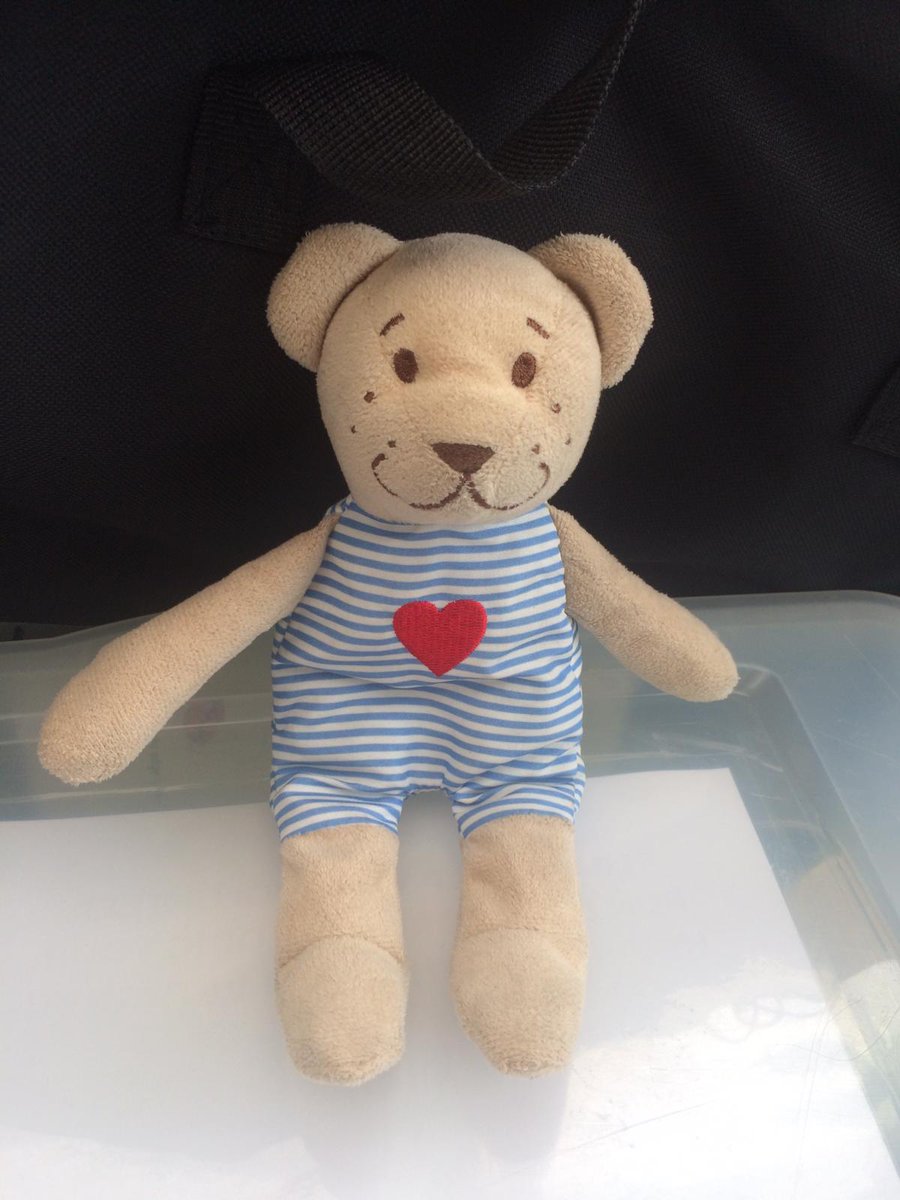 Hello! I was left behind at parkrun this morning! I'm being kept safe with the parkrun people, though, so I'll be ready to come home next weekend if you pick me up!