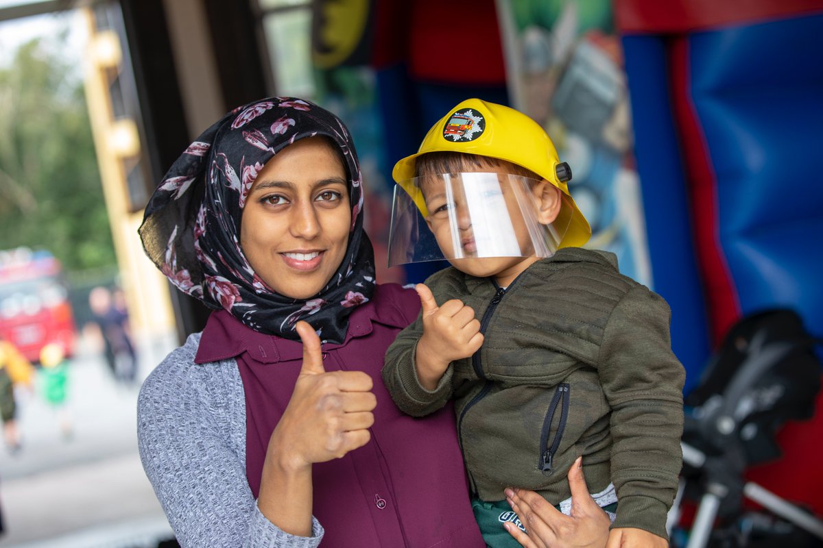 WMFSImages's tweet image. 1/2 Great turnout at @WalsallFire open day @WestMidsFire...JK