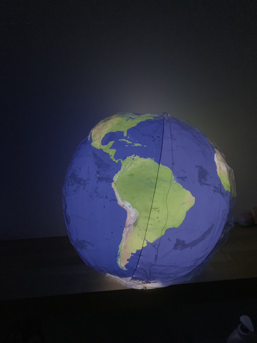MrsJohnsonUK's tweet photo. Anyone teaching Earth and Space this year? I’ve found this amazing LED beach ball in Aldi for less than £5! @HiveYear5 https://t.co/xIxD5WZzxg