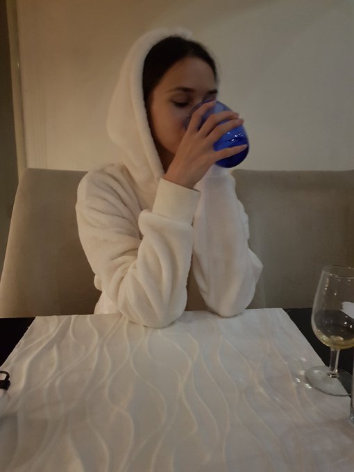 Hello dear fans!🙋&zwj;♂️🙋&zwj;♂️🙋&zwj;♂️Now I sell an exclusive home photoset. Write me💃🏽😺😽 https://t.co/1lW0jIZ