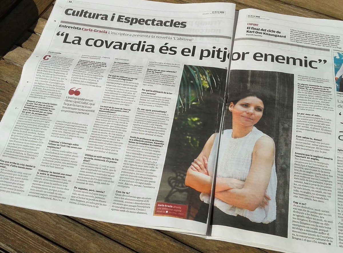 "La covardia és el pitjor enemic" Avui David Castillo m'entrevista a Cultura a  <a href="/elpuntavui/">El Punt Avui 🎗️</a> <a href="/universllibres/">Univers</a> <a href="/EsterPA/">Ester Pujol Arderiu</a> <a href="/bertabruna/">Berta Bruna</a> #llibres