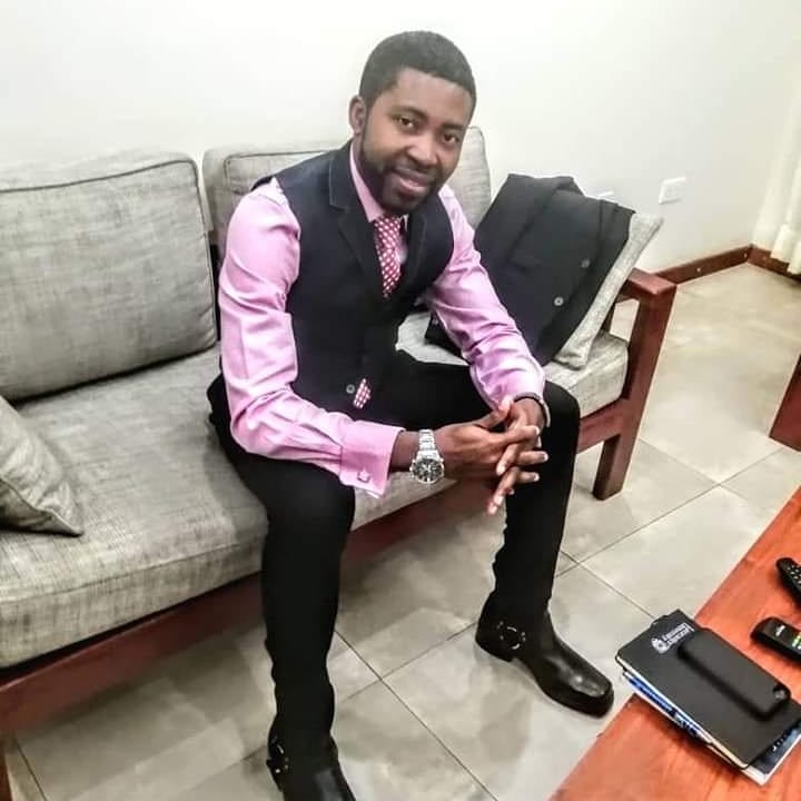 TheGraduateCode's tweet photo. Time to fold our sleeves and go to work has begun. 
The disruption continues...

A big thank you to my Zambia  business partner Dr. Nellie Kangwa  CEO of Project Life Design and her great team for making my tour fulfilling. 

#thegraduatecode #DrAkantour #Zambiatour #zambia https://t.co/oAdVet6OCp